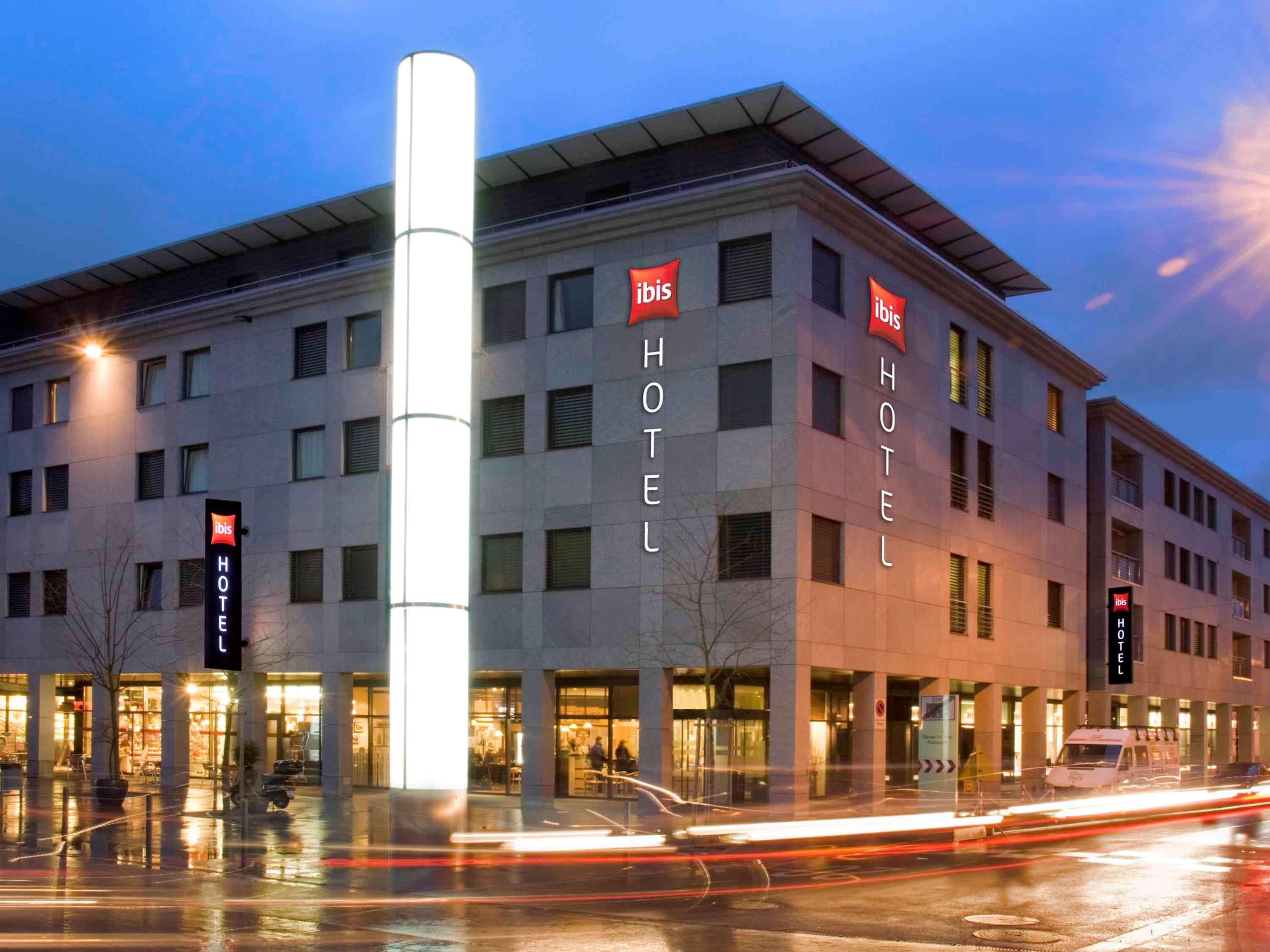 Ibis Baar Zug Екстериор снимка