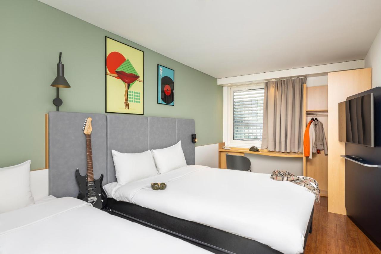 Ibis Baar Zug Екстериор снимка
